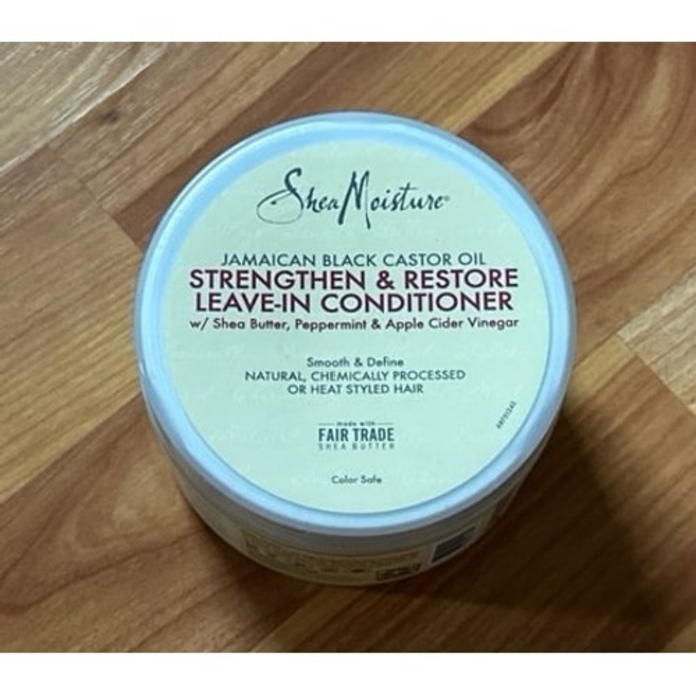 Shea Moisture Strengthen & Restore Leave In Conditioner